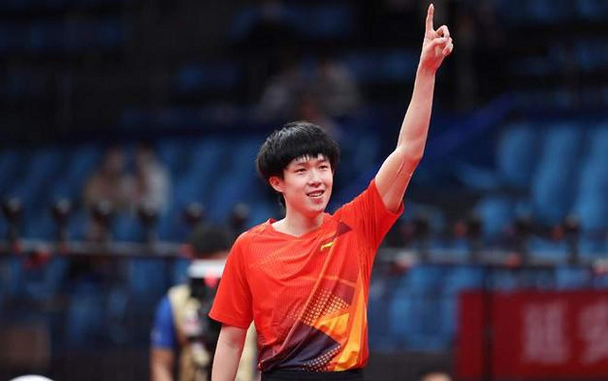 这个赛季还能挽回么？科林斯：当然，只要我们团结一心（这个赛季还有机会吗？科林斯：当然，只要我们齐心协力）